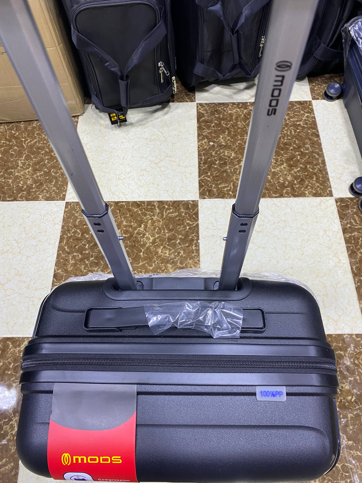 Pack 3 valises rigides  – 15500 DA les trois
